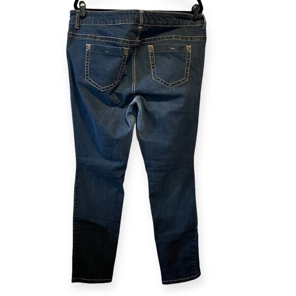 Torrid Denim Dark Wash skinny Jean size 18R - Picture 2 of 13